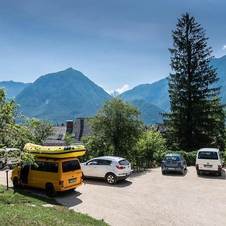 Ferienwohnung House Hiperbola & Outdoor Activities Bovec Exterior foto