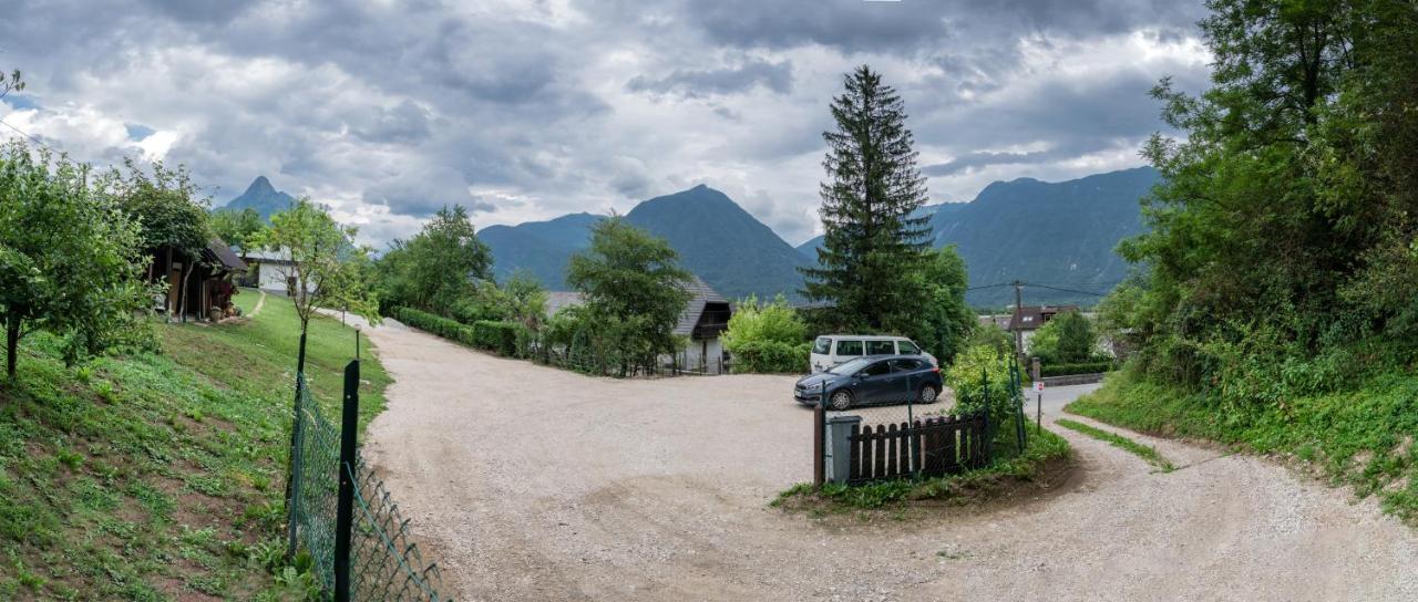 Ferienwohnung House Hiperbola & Outdoor Activities Bovec Exterior foto
