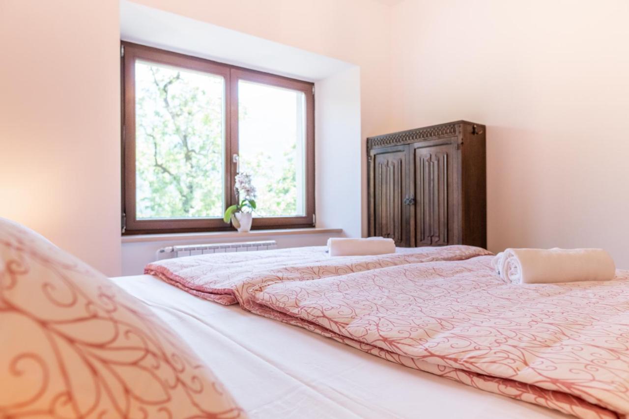 Ferienwohnung House Hiperbola & Outdoor Activities Bovec Exterior foto