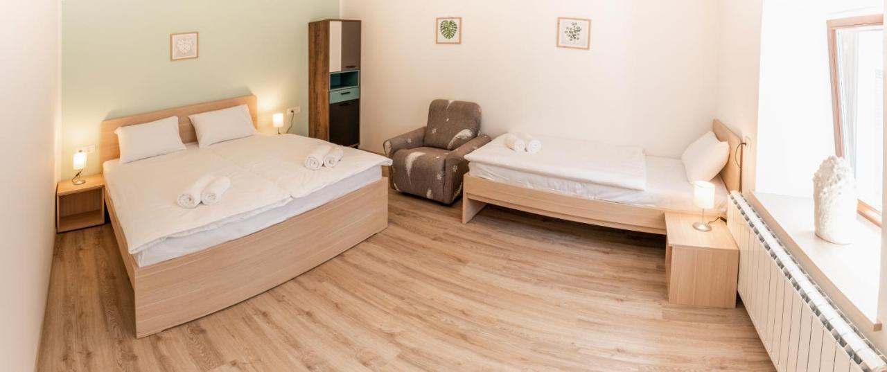 Ferienwohnung House Hiperbola & Outdoor Activities Bovec Exterior foto