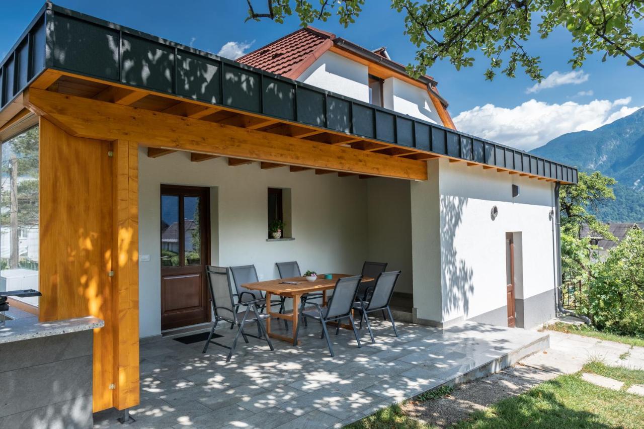 Ferienwohnung House Hiperbola & Outdoor Activities Bovec Exterior foto